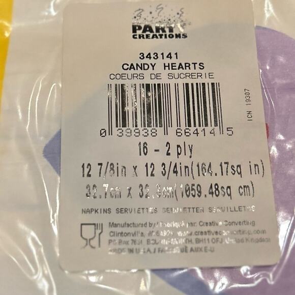 ⭐️ Valentine’s Day Hearts Be Mine Text Me‎ Set Of 4 Napkins Brand New In Package - Picture 5 of 5